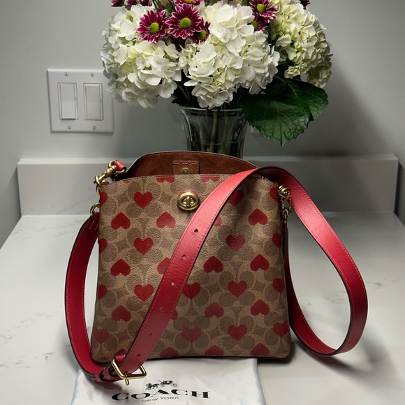 Coach Willow Bucket Tan and Red Heart Print Shoulder Crossbody Bag EUC + Dusty - Picture 2 of 16